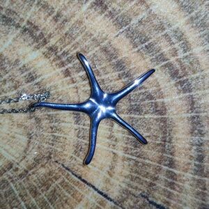 Silvertone Starfish Necklace